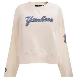 NY Yankees Brand new no tags Gorgeous